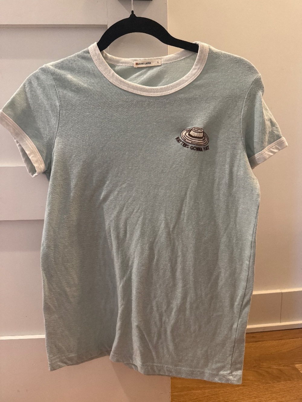 Marine Layer Hatters Gonna Hat Shirt Small